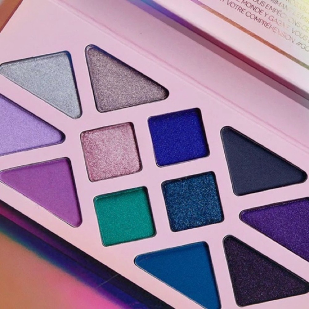 ATHR Eyeshadow Palette 12 Shades Moonlight Crystal Gemstone NEW